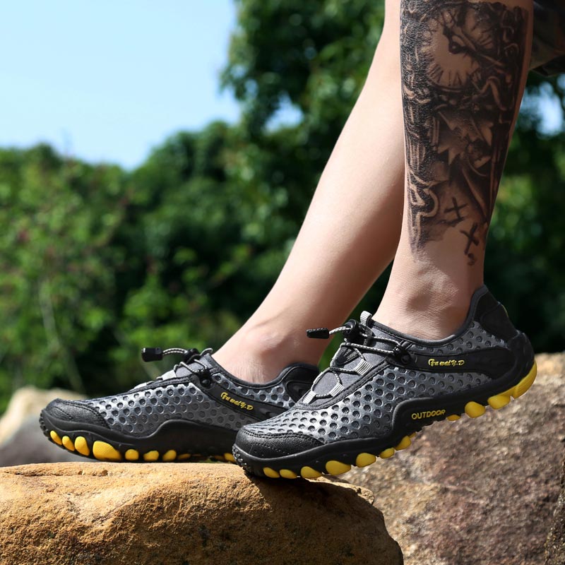 trekking mountain mens sports  - Off White Streetwear Brand recensie en prijs
